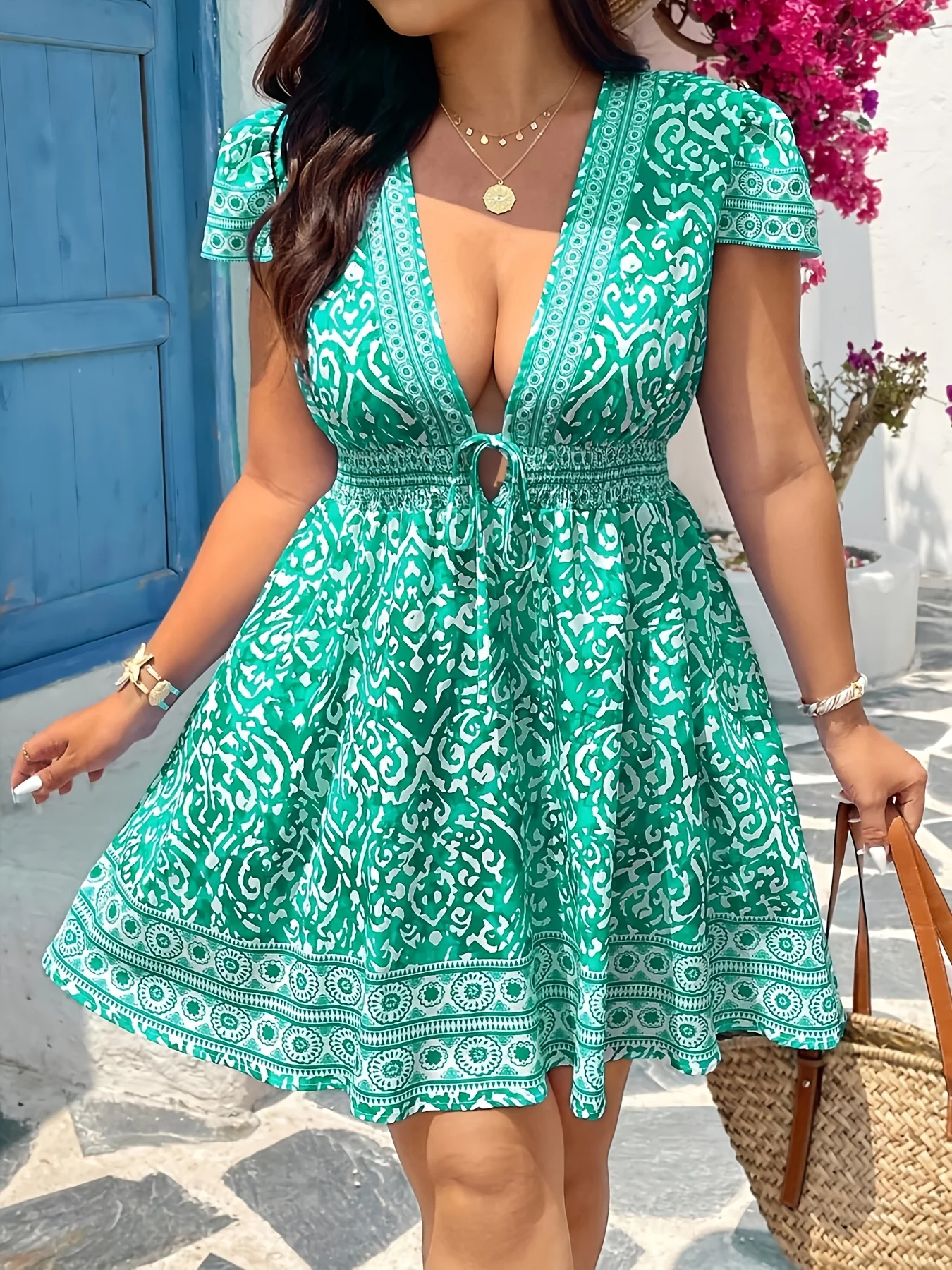 

Elegant Ethnic Print Ruched Craft Plus Size Dress, Fashionable Graceful Style, Women's Casual Wear, Perfect for All Occasions