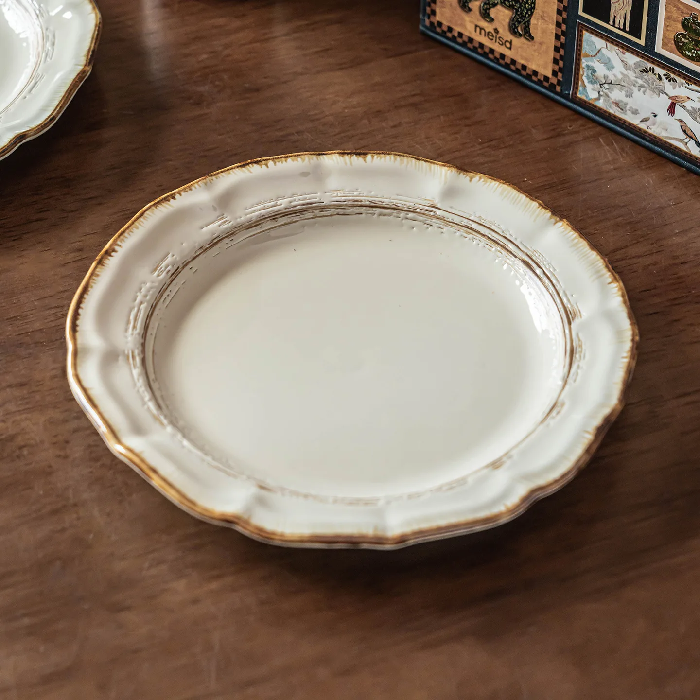 HYS French Plate Household Vintage Lace Dessert Plate Ceramic Plate Set Salad Plate Tableware