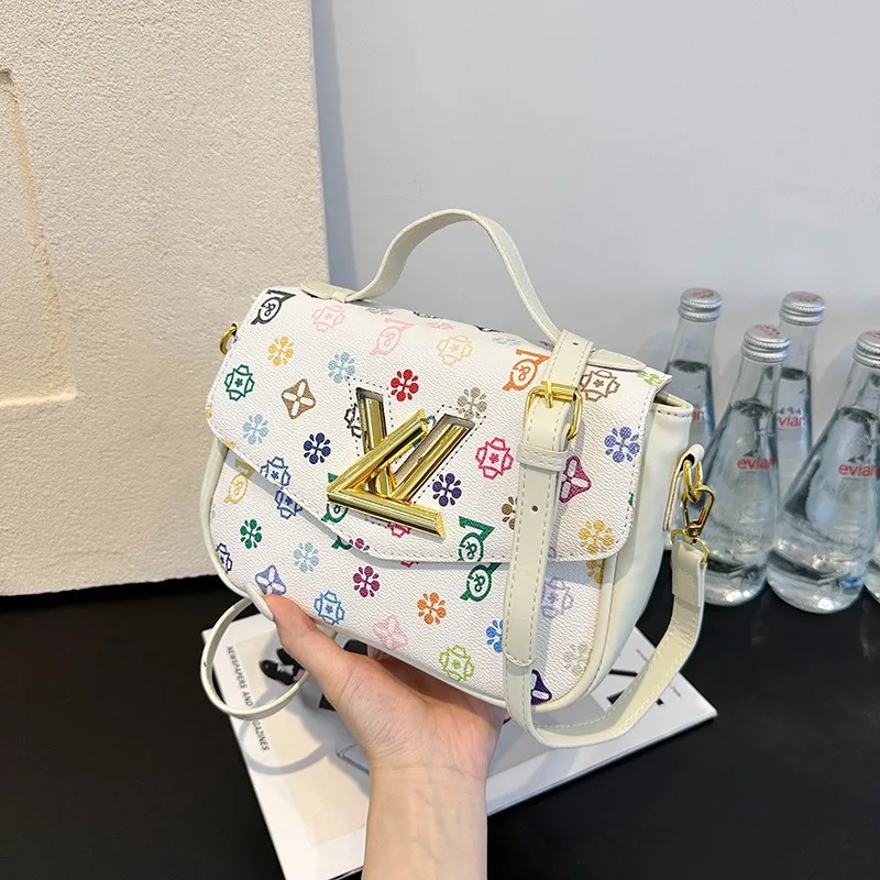 ‌ กระเป๋าทรงสี่เหลี่ยมสีสันตัดกัน ฤดูใบไม้ร่วง 2025 - กระเป๋าสะพายไหล่/สะพายข้างสำหรับผู้หญิง, สายโซ่สไตล์วินเทจ, หนัง PU หรูหรา, ใช้ได้ทั้งกลางวันและกลางคืน