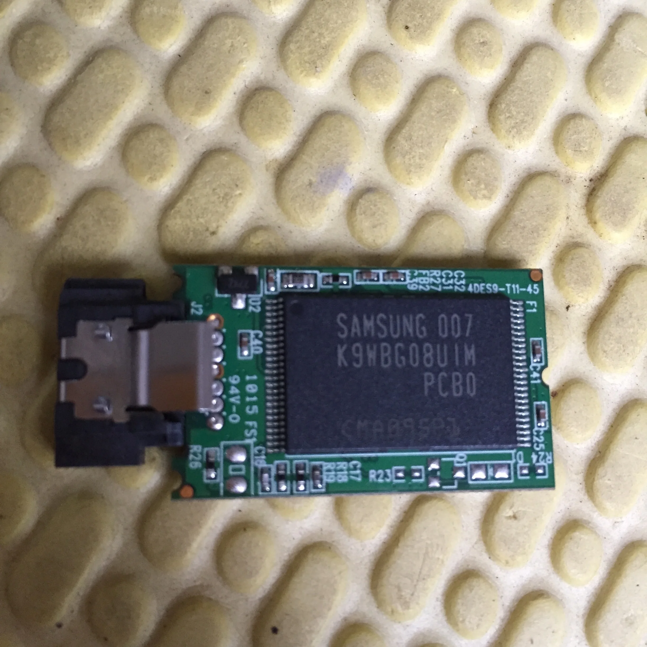 Inno-disk SATADOM 4GB DES9-04GT11C2S SLC Electronic Disk