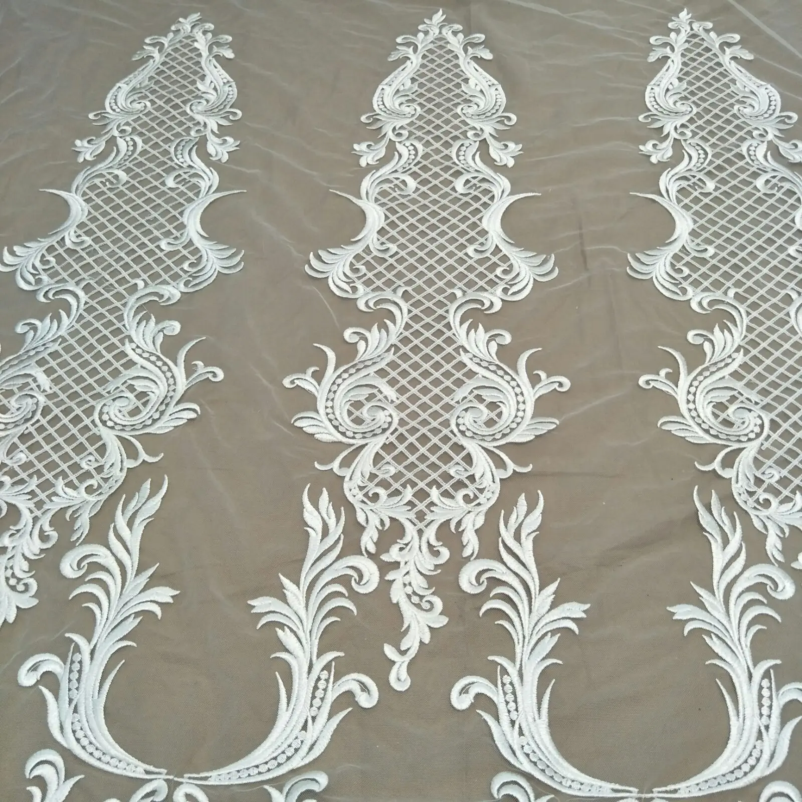 fashion thick arrival wedding dress lace fabric applique lace sell by yard