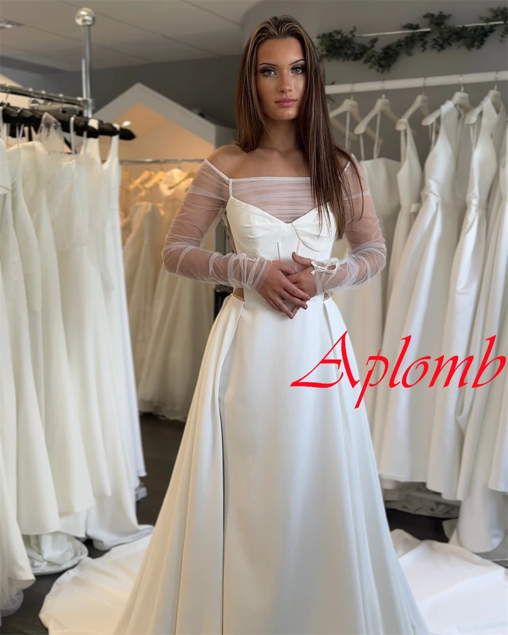 

Customized White Chiffon Wedding Dress High Quality Strapless Off the Shoulder Long Sleeves Bridal Gowns Chapel Train Dresss