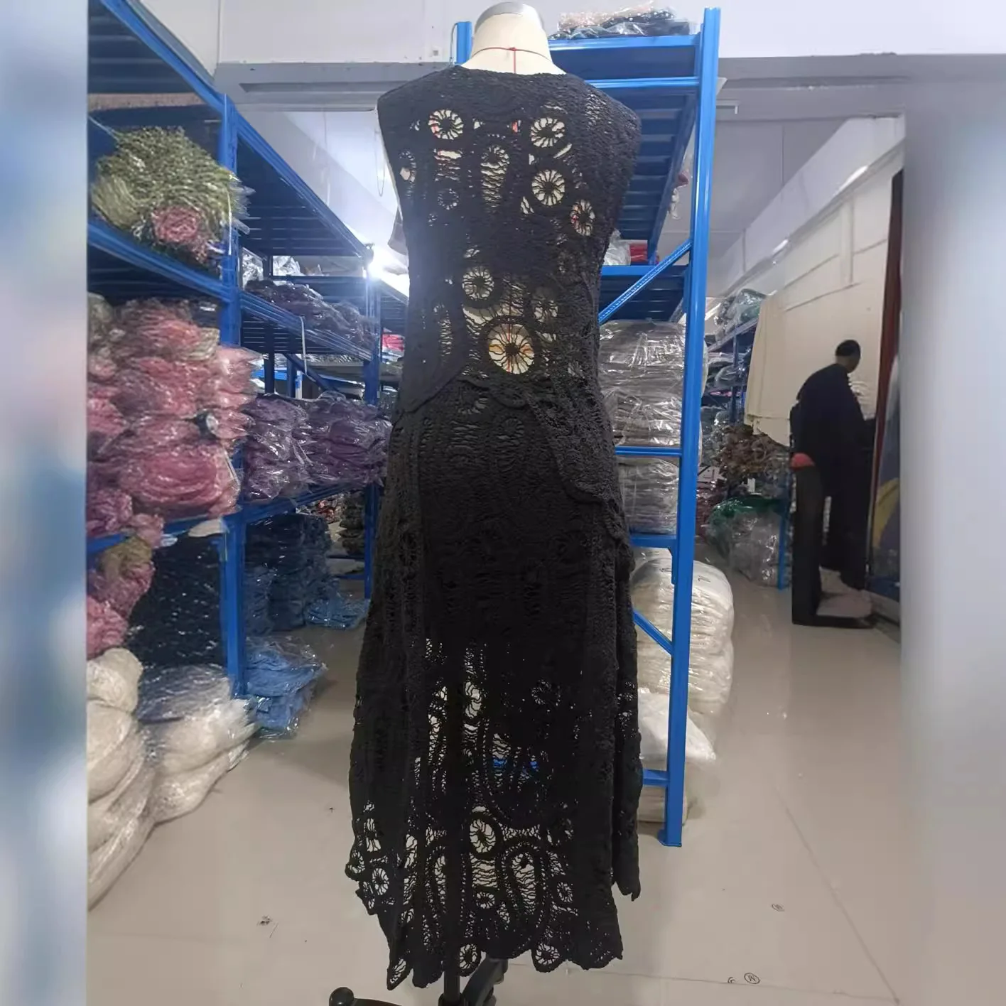 2025 กระโปรงสั้นทําด้วยผ้าขนสัตว์แฟชั่นสตรีพร้อมเสื้อยืดแยกชุด INS