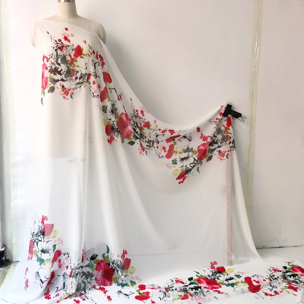 1 Meter X 1,48 Meter Naturweißer Chiffonstoff mit Positionalblumenmuster für Hochzeitskleider Digitaldruck – Detail 5