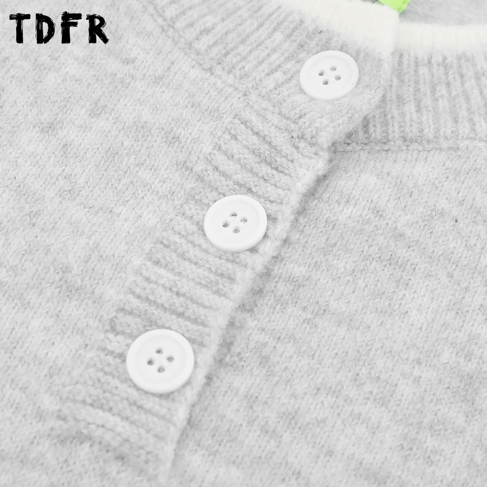 스플 라이스 가짜 투피스 스웨터 남성 가을 겨울 캐주얼 루즈 긴 소매 헨리 칼라 니트 풀오버 남자