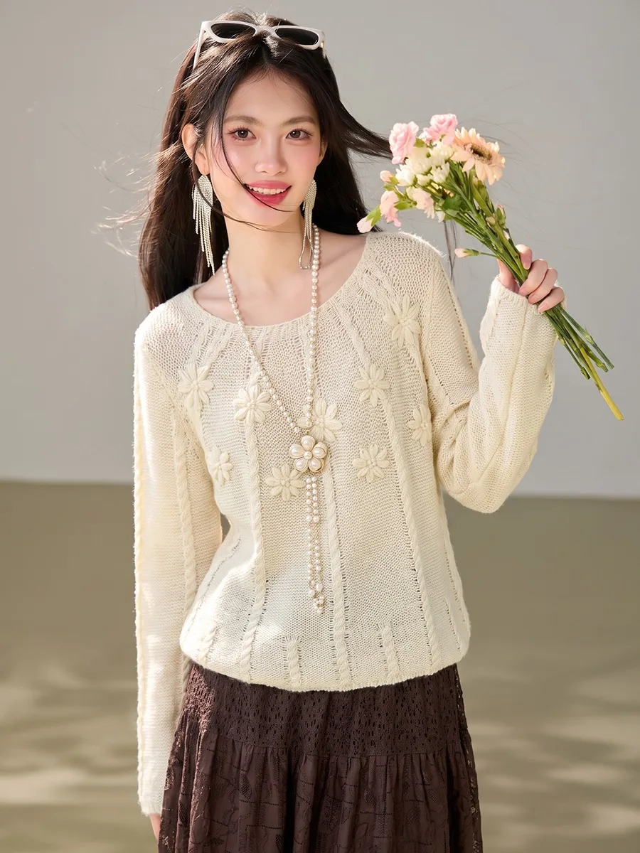 Korean Style Lazy Soft Floral Embroidery Overhead Sweater Women Loose Slimming Hollow Knitted Shirt Thin Top