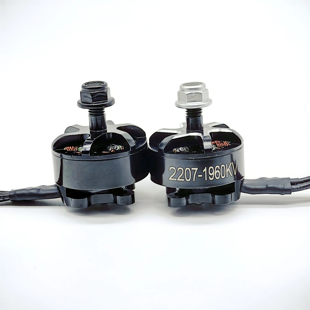 

2207 1960KV 5-6S FPV Brushless Motor Compatible with 5inch Propeller for RC FPV Racing Freestyle Drone