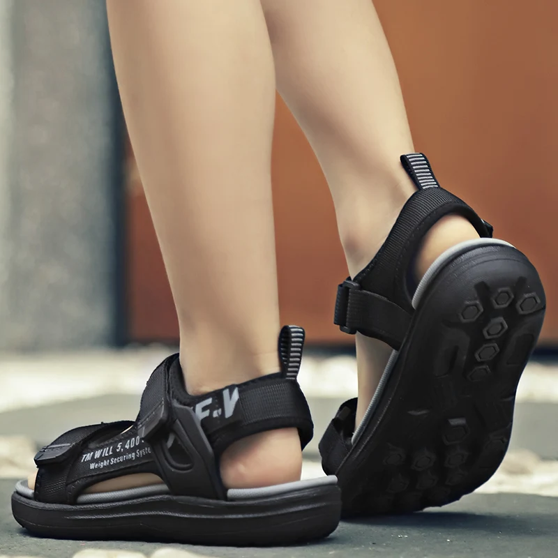 New Children Casual Flat Sandals Boys Summer Beach Shoes Breathable Open Toe Non-Slip Kids Students Comfortable Walking Footwear