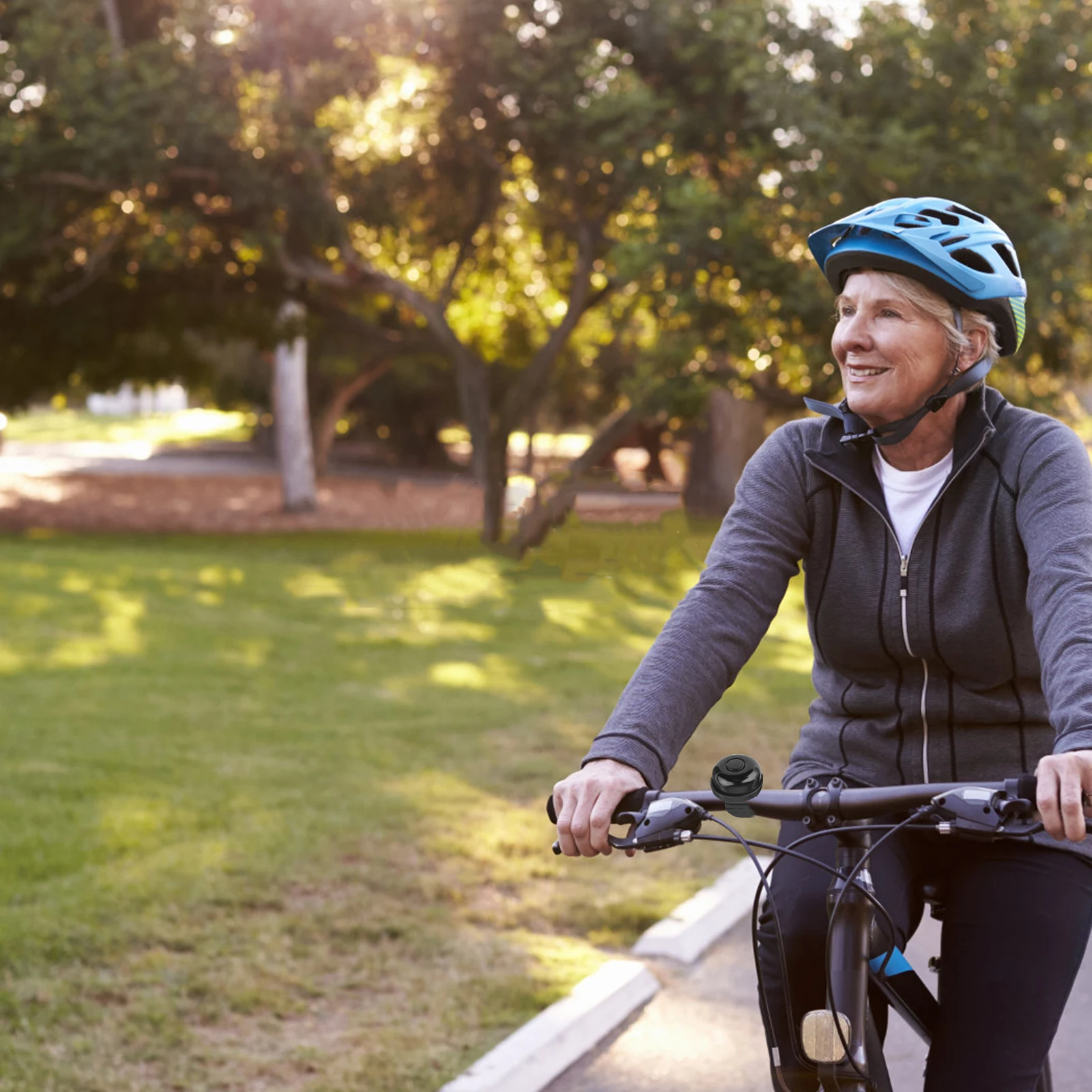 

2Pcs Bike Ring Bell Premium Material Strong Sound Output Universal Fit for Standard Mountain Road Bikes Bike Bells