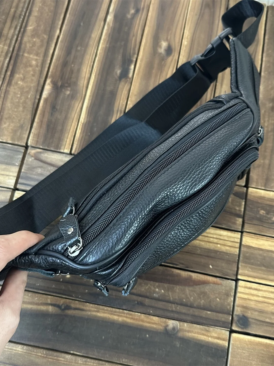 Men's Genuine Top Layer Cowhide Leather Waist Bag Crossbody Single Shoulder Vintage Style Casual Dumpling Shape Wallet