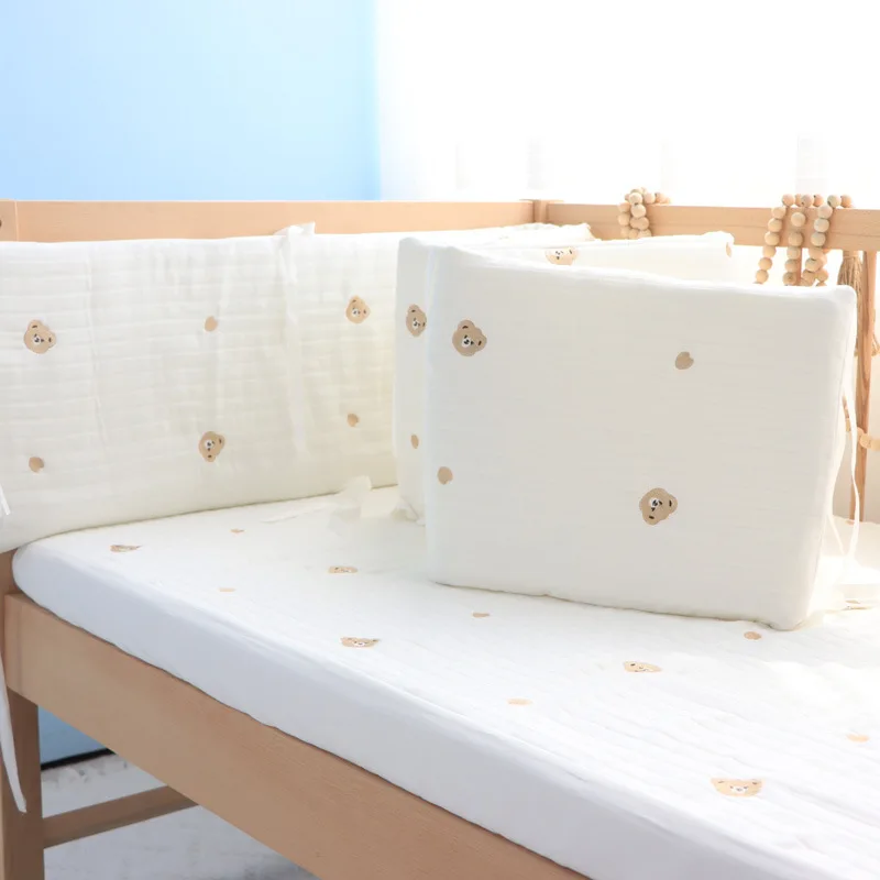 กันชนเตียงเด็กปักลายหมีกระต่าย สำหรับเตียงเด็กอ่อน ผ้าฝ้ายบุนวม ป้องกันการกระแทกสำหรับเด็กแรกเกิด หมอนกันกระแทกขอบเตียงเด็ก รับสั่งทำตามแบบ