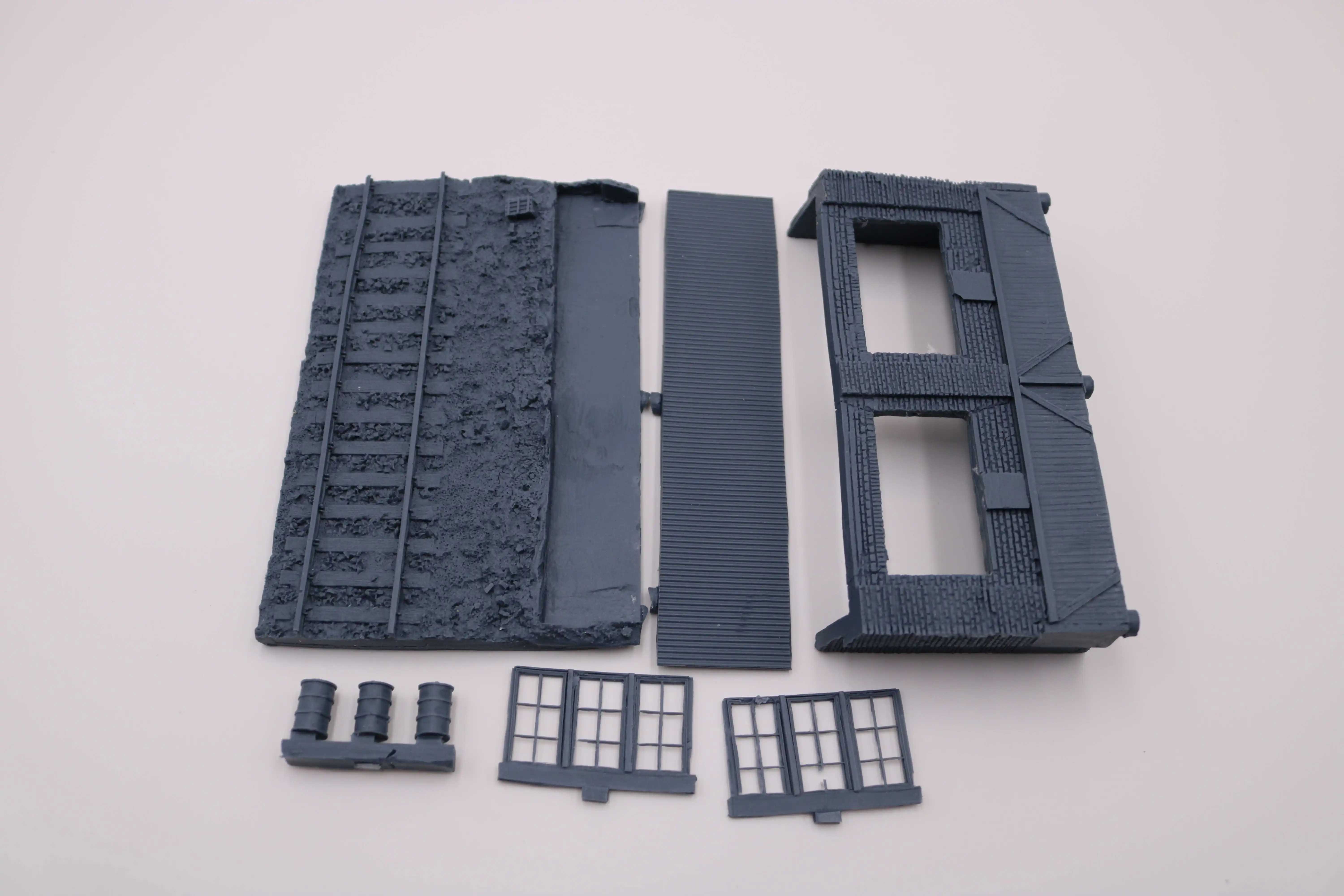 1/72 Resin Die-casting Scene Layout Props Gray Model on-site House Building Platform Free Shipping  (13.5 × 9 × 7.5)mm