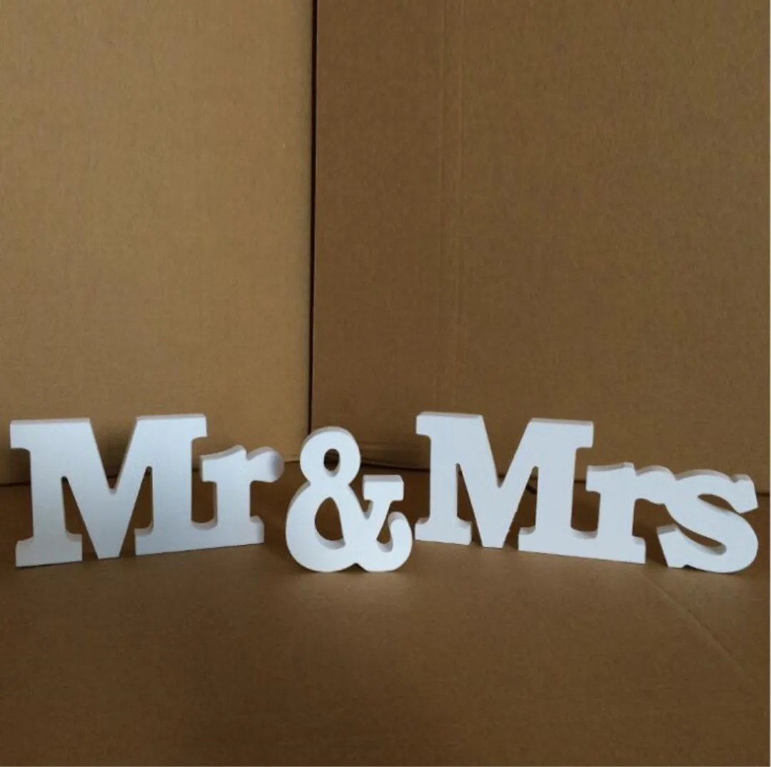 Free shipping 9pcs/lot=3sets/lot Wedding supplies Mr & Mrs English letter ornaments props wedding Decoration