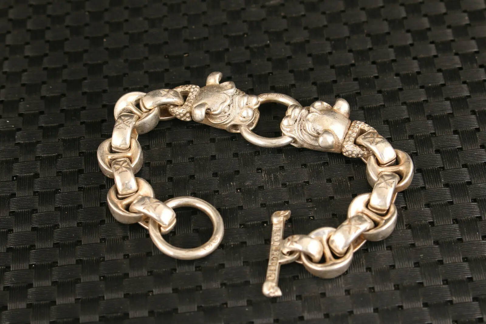 chinese tibet silver hand carved two dog head figure statue bracelet