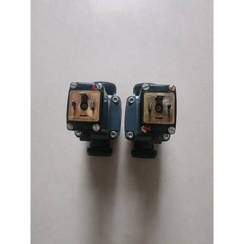 2-way Solenoid Diaphragm Valve 0142A 24V Noticeably Used Fully Functional for Burkert Industrial Repair Part