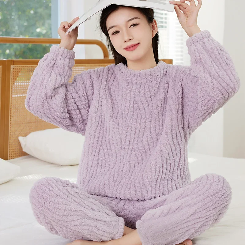 Women's new autumn and winter season water ripple jacquard comfortable cotton velvet loose sleepwear, two pieces of sleepwear