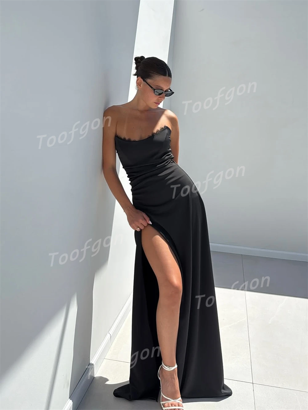 Toofgon مثير أسود حورية البحر الدانتيل الساتان فساتين لحضور الحفلات الموسيقية مخصصة بلا أكمام عالية الجانب الشق فستان الحفلات المسائية الرسمية