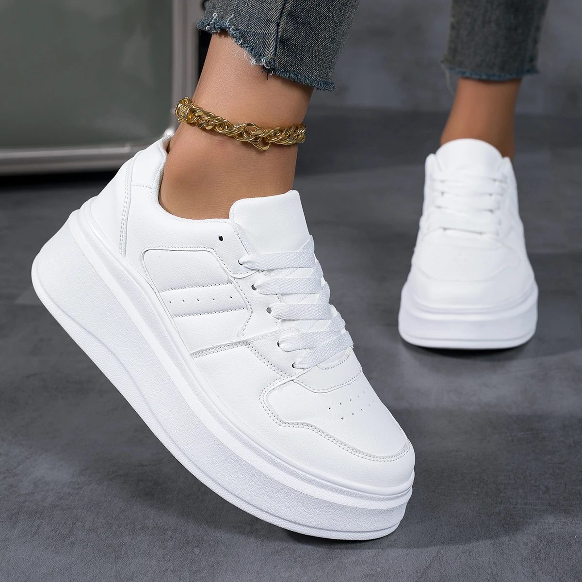 Women's Vulcanize Shoes Flat Classic Sports Lace up Skateboard Board Shoe Walking White Running Sneakers view 3