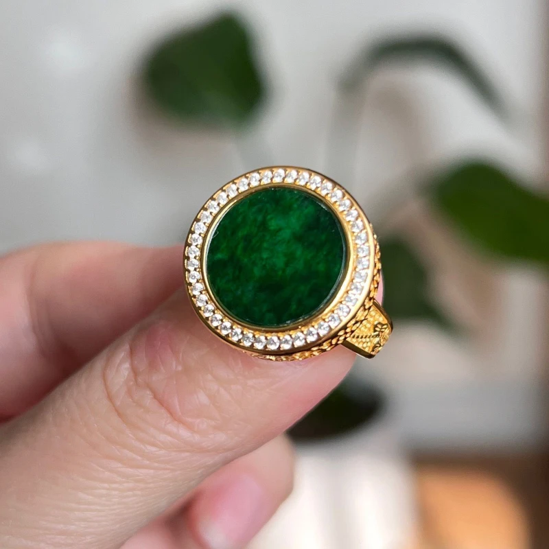 Ancient gold craftsmanship high-level Classic Vintage Jewelry Classical style natural green chalcedony large rings for women