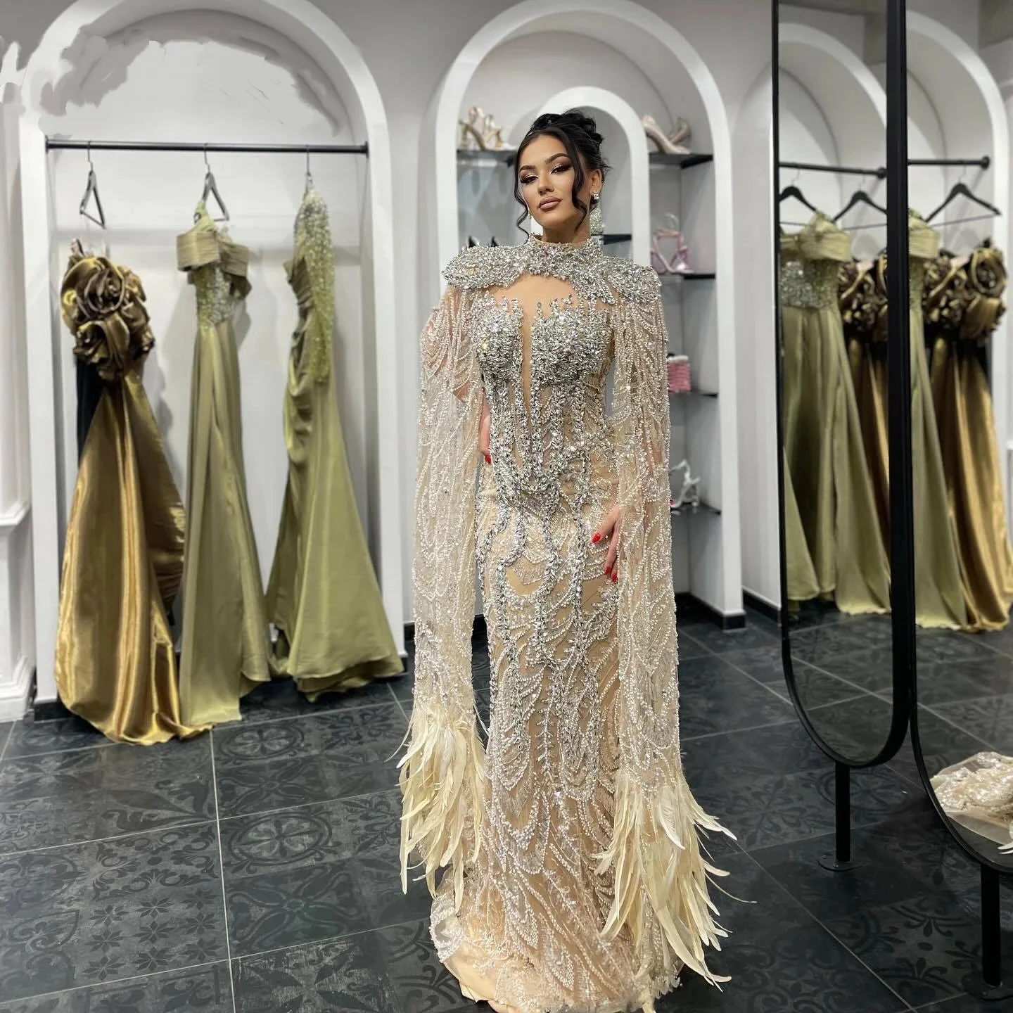 Luxe avondjurken kristallen veren galajurk strass strapless met cape illusie zeemeermin feestjurken vestidos de noche