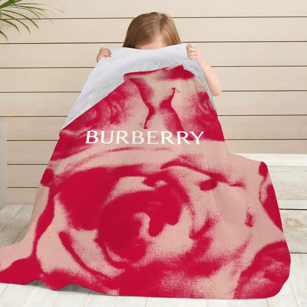 Small Blanket Cover Baby Blankets Kids Blanket Knee Blanket Blankets Winter Blanket B-burberry-y Bedspread on the Bed Sml Downy