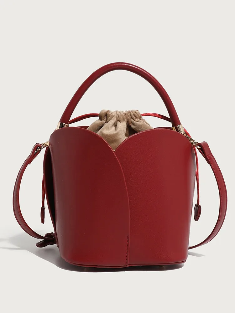 

Premium sense niche red petal shaped basket small handbag bride bag wedding bag cylinder bucket bag luxury