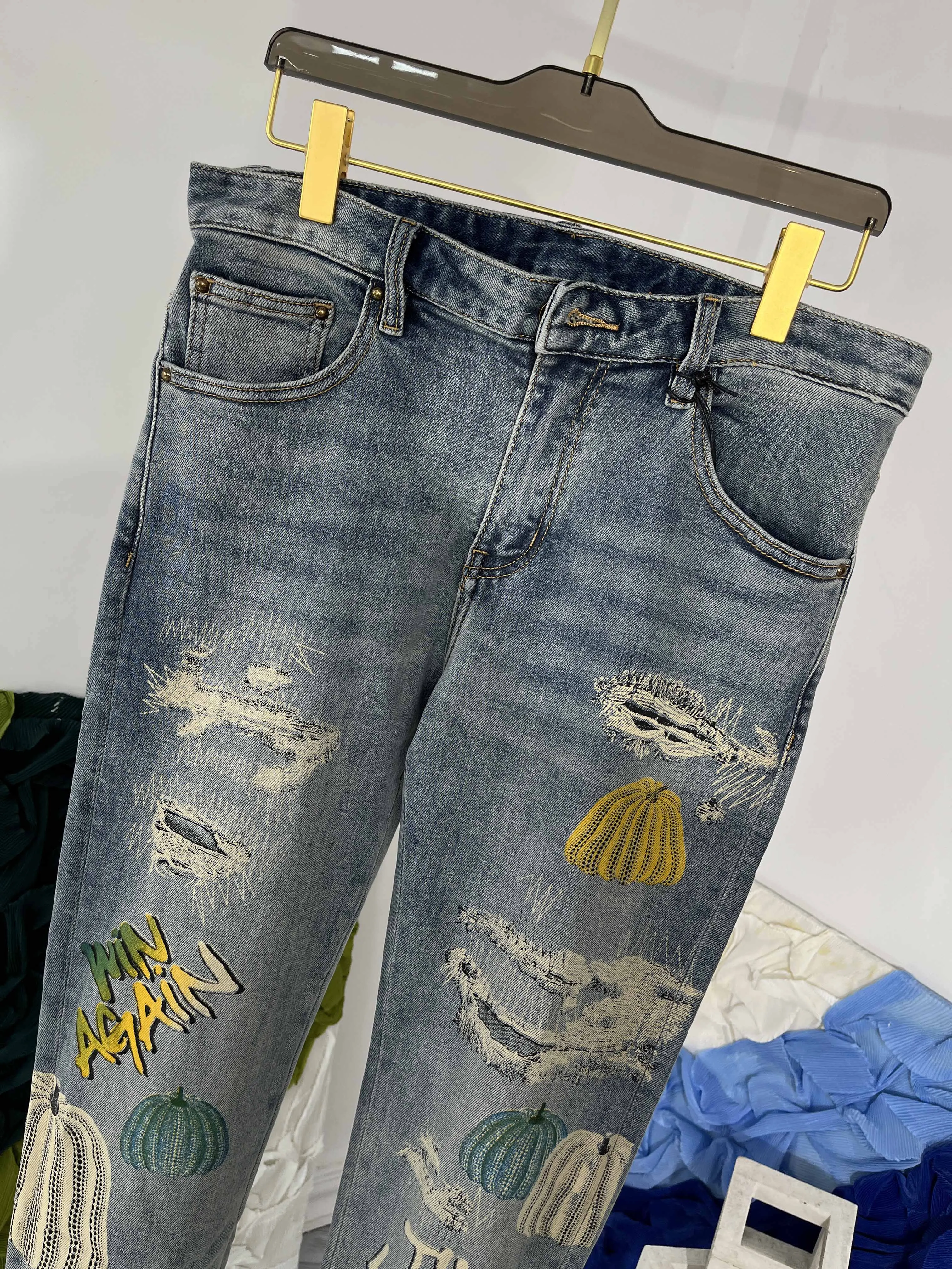 Europe Brand New All Season Fashion Men High Quality Print Vintage Hole Jeans Denim Pants C426