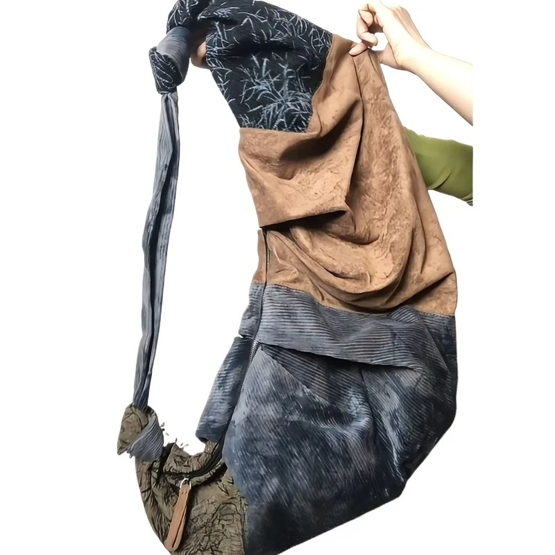 

Large-capacity Two-color Splicing Tote Bag Women' New Autumn Winter High-end Retro Commuter Shoulder Messenger Bag Individuality