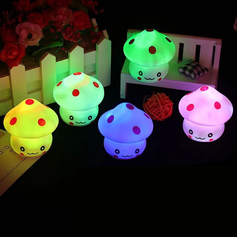 Mushroom night light colorful LED romantic automatic color changing light light toy creative gift Nightlight bedside light sleep