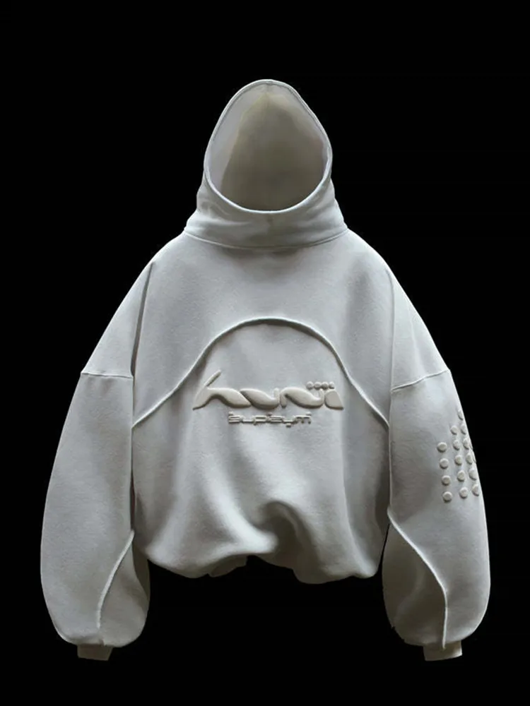 سويت شيرت نسائي بغطاء للرأس مطبوع عليه حروف رغوية ملونة