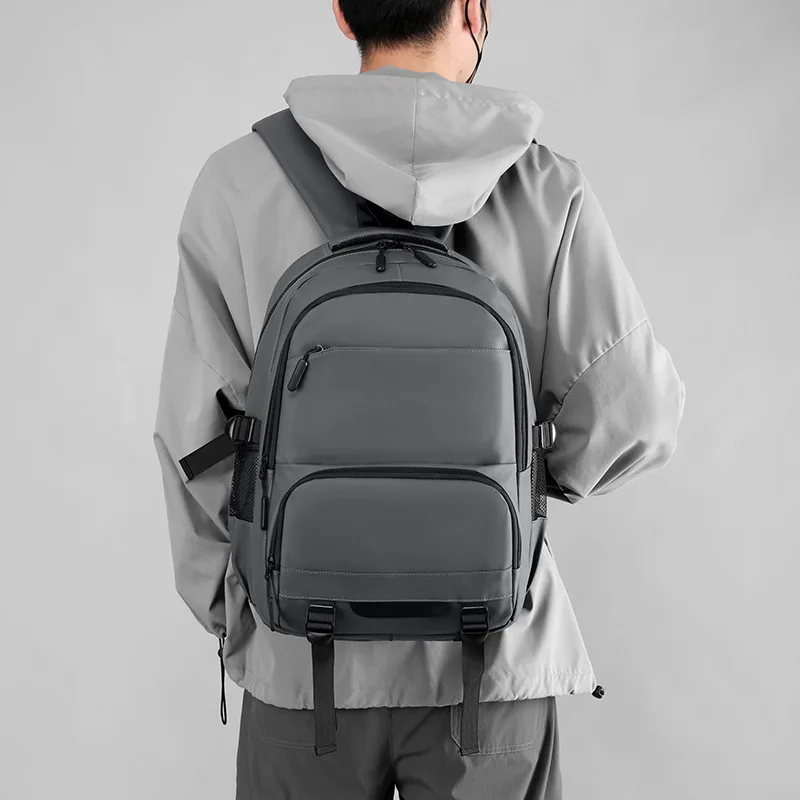 Europe and the United States new men's backpack large-capacity business leisure computer backpack outdoor commuter student bag.