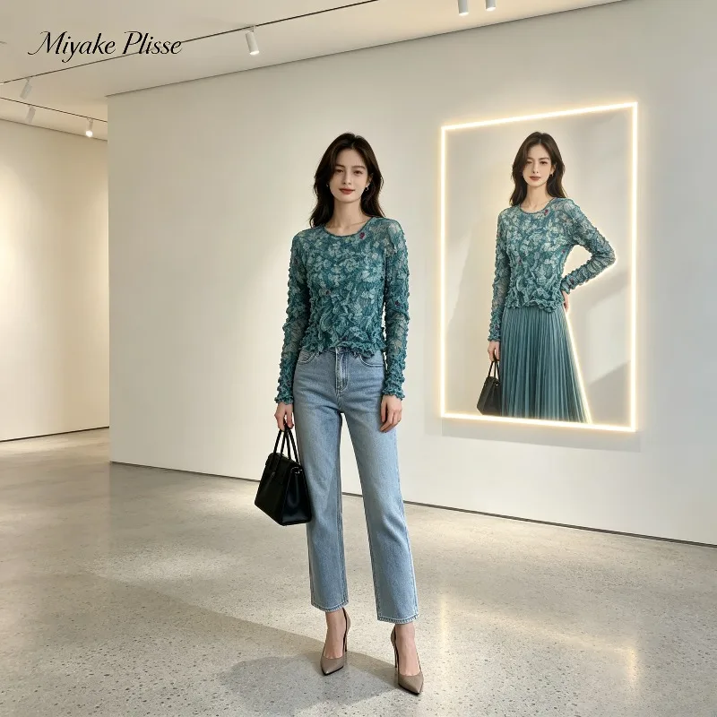 Miyake Pleated 2026 New Floral Lightweight Long Sleeve Top for Women Round Neck Waist-Cinched Base Shirt Outerwear Cover-Up