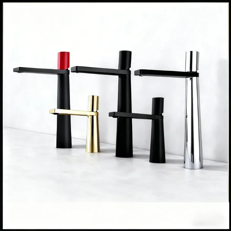 

Elegant Black Single Handle Bathroom Faucet - Stainless Steel Basin Mixer Tap with Hot/Cold Water for Modern Vanity Sink