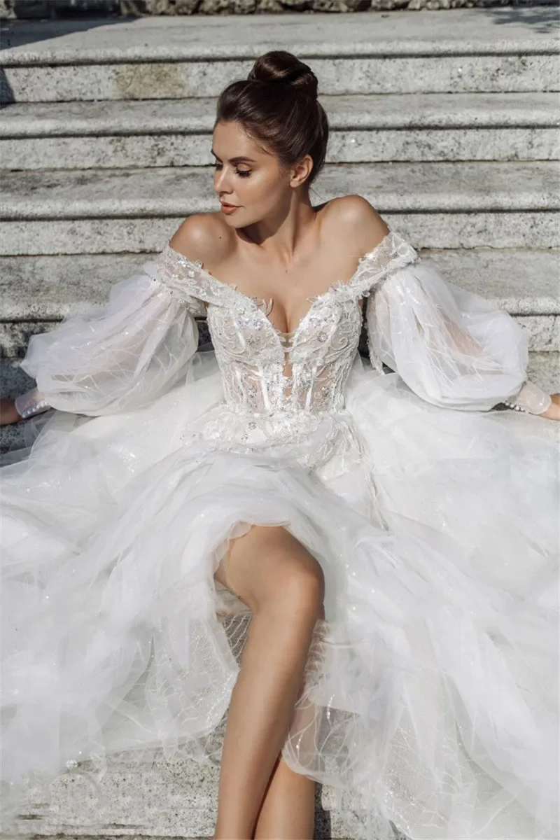 Robe de mariée en tulle blanc sexy avec appliques, camisole, manches bouffantes, dos nu, robe de mariée scintillante, longueur au sol, robe éducative