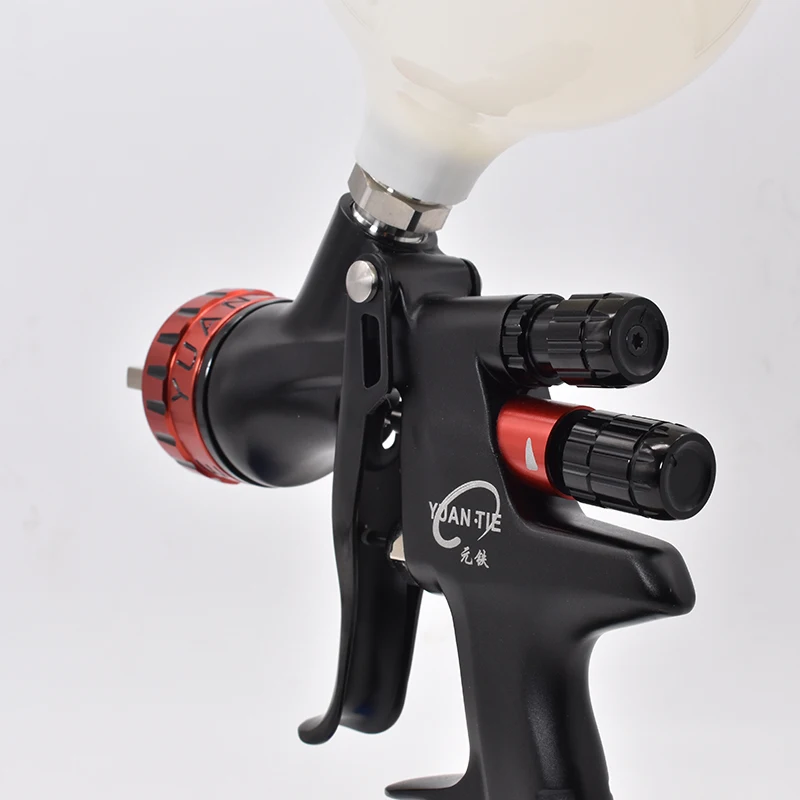 Pistola pulverizadora con boquilla de 1,3 MM de alta calidad, aerógrafo de tanque de 600CC con manómetro, pistola pulverizadora para pintura de coches