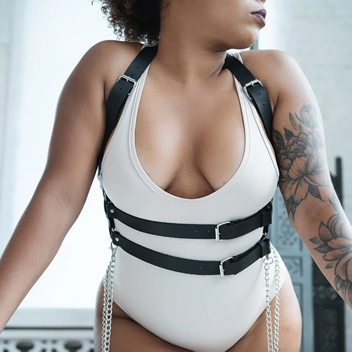 Moda feminina plus size couro corrente arnês cinto suspensórios para mulheres corpo arnês cinto roupas góticas accessorie