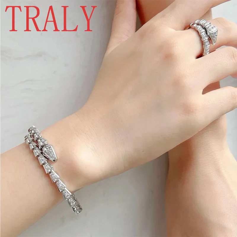 

925 Sterling Silver Snake Shape Women's Bracelet Inlay Moissanite Diamond Fashion High Quality Couple Bangle Party Jewelry Gifts