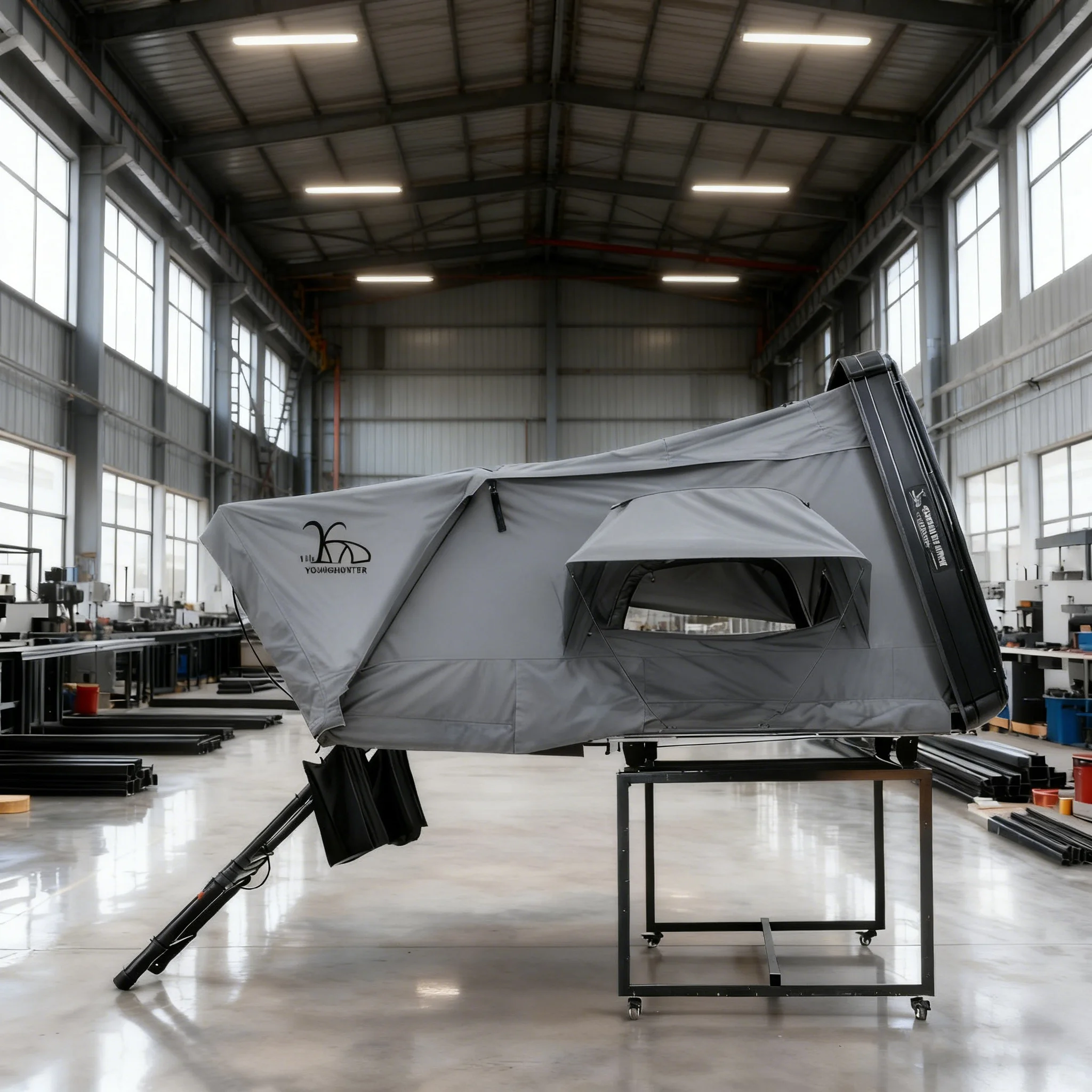 

Factory Supply Folding ABS Hard Shell Big Size 3-4 Person Rooftop Tent Aluminum