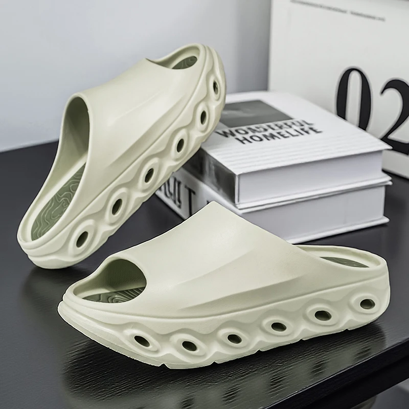 

Мужские летние шлепанцы из ЭВА 2026 года: легкие, нескользящие, износостойкие, с одним ремешком, для улицы, пляжа и водных видов спорта