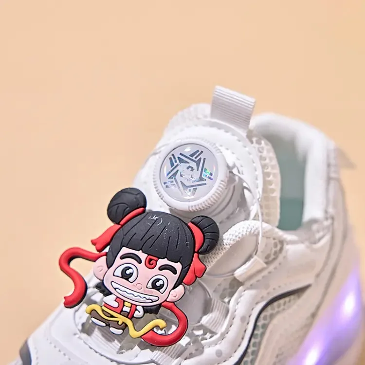 Patines de patinaje a la moda, cómodos, absorbentes del sudor y transpirables, bonitos dibujos animados, para niñas y niños mayores, zapatillas de deporte