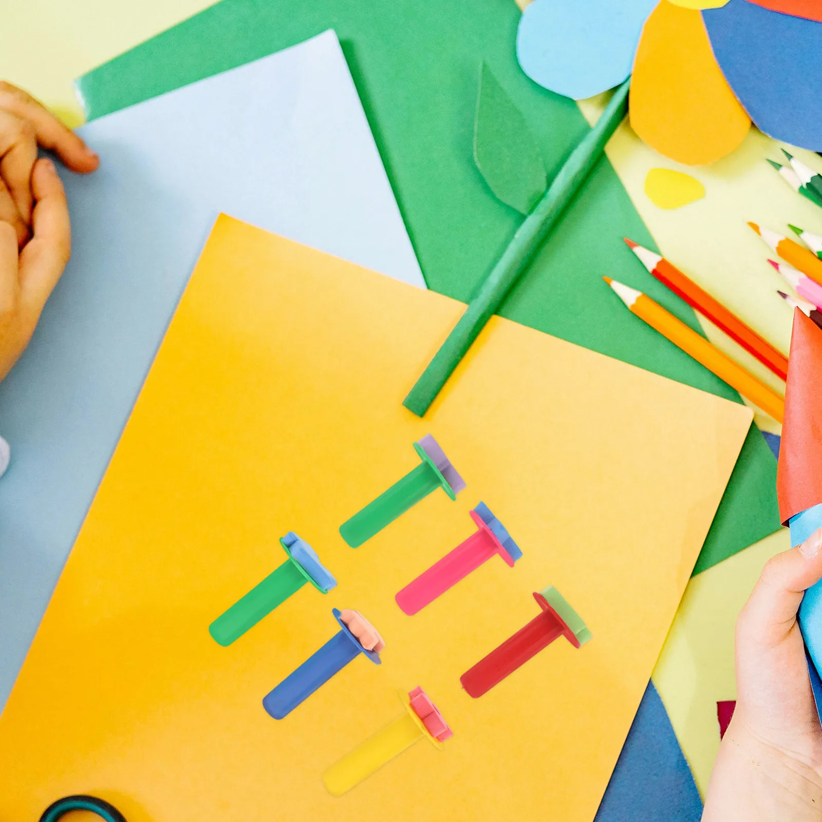 

Набор из 6 детских инструментов для рисования: круглые губчатые кисти, безопасные пенопластовые кисти для рисования, мультяшные трафареты из ЭВА для детского творчества