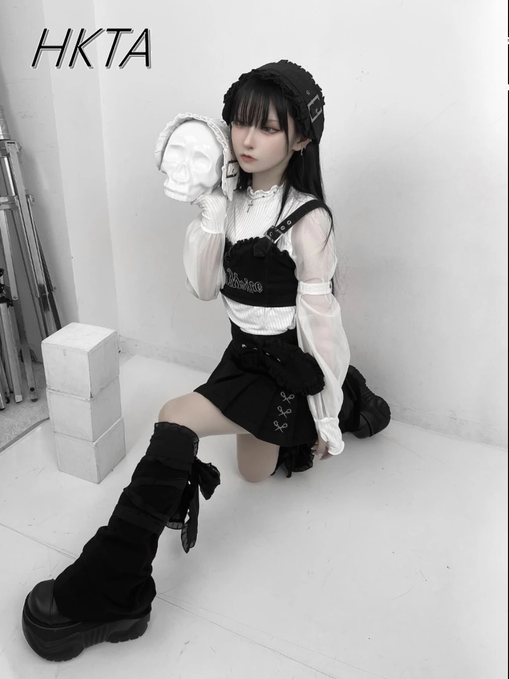 Japanese Women T-shirt Harajuku Punk Lolita Mass-produced Mine Mesh Stitching Bottoming Shirt Long Sleeve Black White Y2k Top