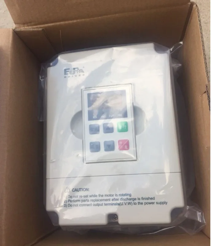 F1000-G0040T3 F1000-G0037T3, three-phase 380V 4KW vector speed control inverter 1pcs