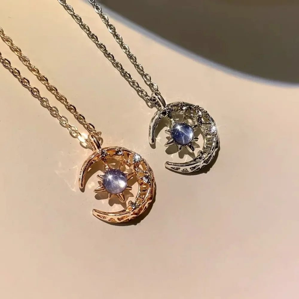 Simple and Elegant Niche Dream Star Sun Moon Moonstone Pendant Necklace Female Necklace Wedding Party Pendant Trend Accessories