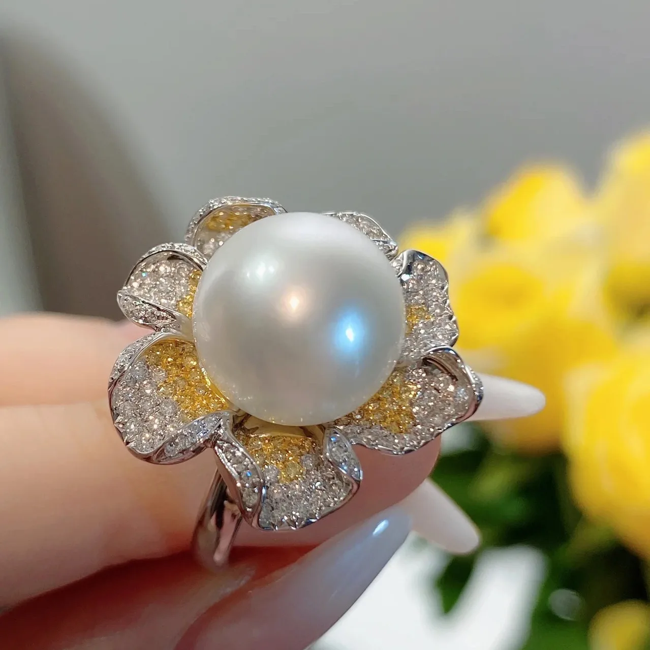 New Oversized Luxury Imitation Pearl Flower Zircon Ring Women\'s Noble Wedding Prom Party Jewelry Accessories Anniversary Gift