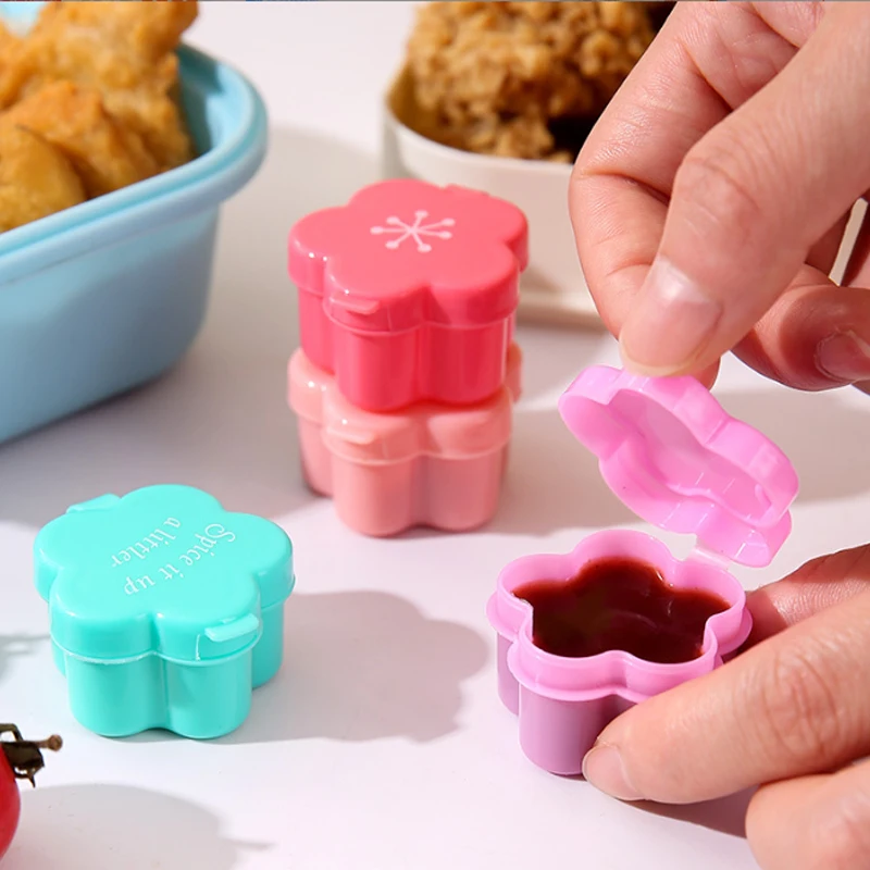 16pcs Cartoon Sauce Bottle Mini Bento Box Animal Friend Soy Sauce Box Tomato  Salad Sauce Container Bento Box Accessories