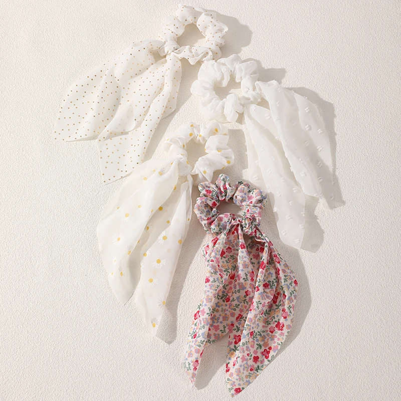 Variant: white ribbon hairtie
