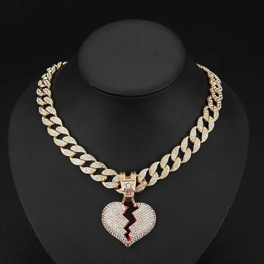 Versatile Personality ins wind alloy broken heart painting oil pendant necklace fashion versatile love necklace  jewelry