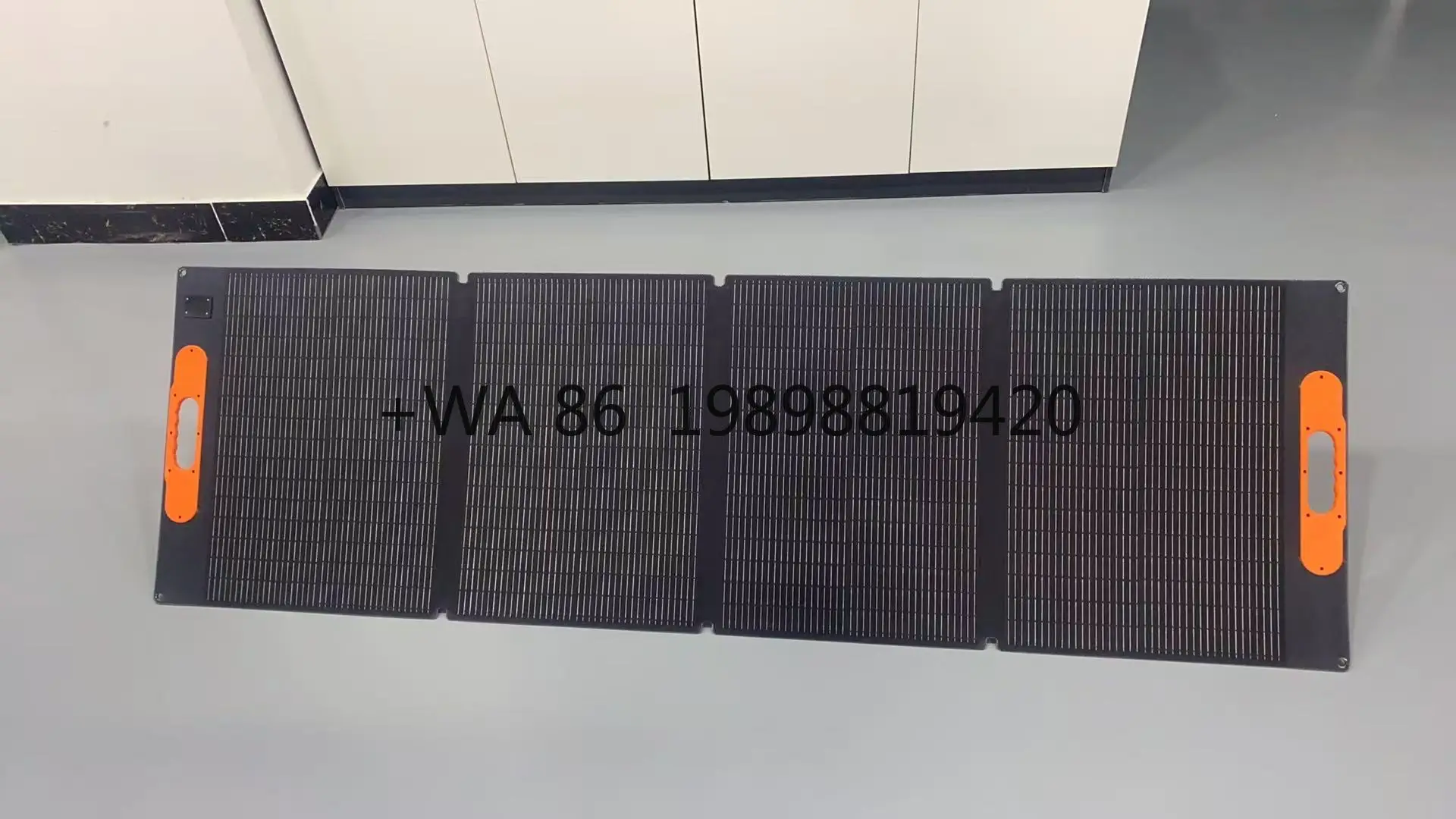 

Инновационные складные солнечные панели мощностью 200 Вт для домашнего и промышленного использования. Устойчивая чистая энергия от жгута солнечного света.