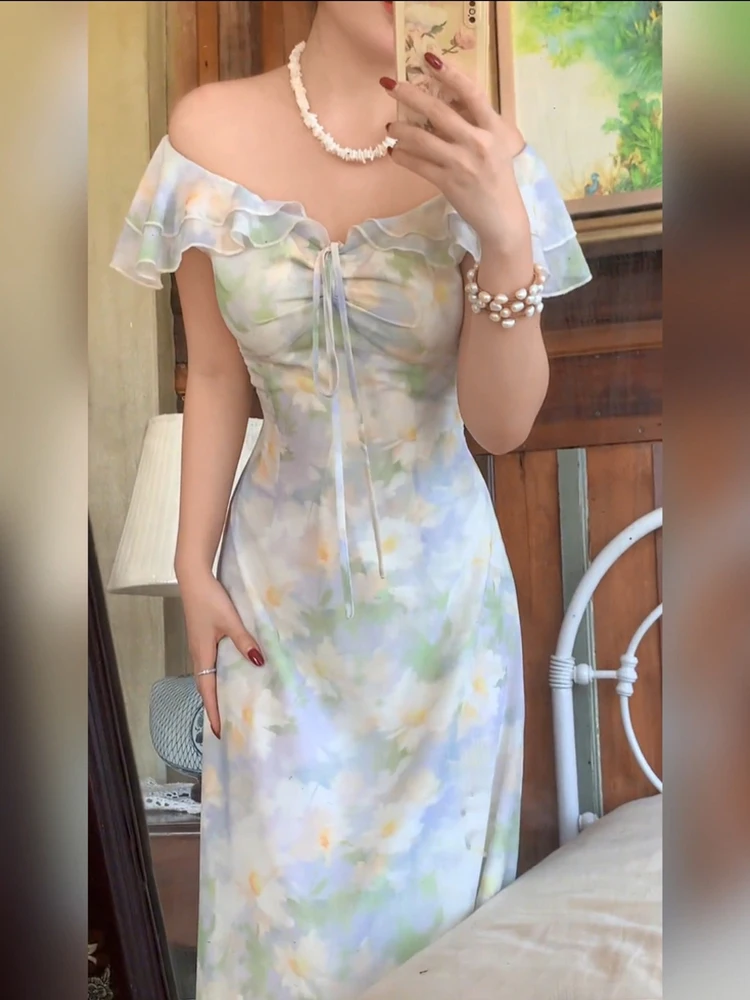 

Женское пляжное платье макси с цветочным принтом, V-образным вырезом, коротким рукавом, присборенной талией, кружевной отделкой и юбкой А-силуэта в корейском стиле